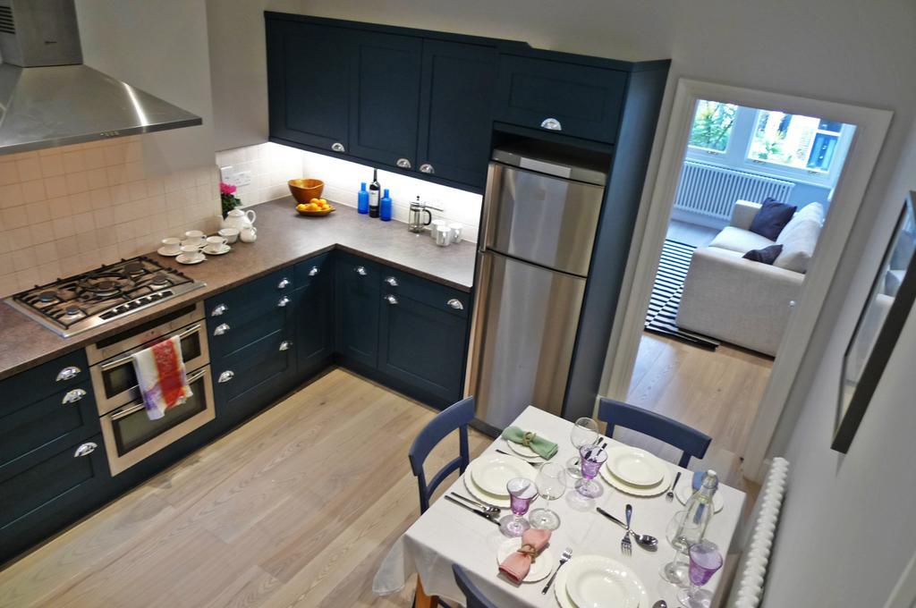 Sparkling Apartment In Kensington Olympia Londres Extérieur photo